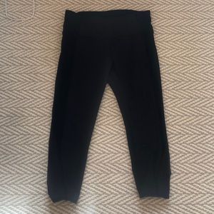 Lululemon capris